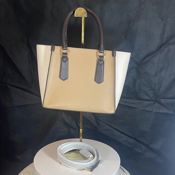 Michael Kors Tan and White Women's Bag - Picture 6 of 13